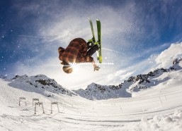 九游体育官方入口：AFC竞赛会议通过新决议 明年亚冠放宽外援限制